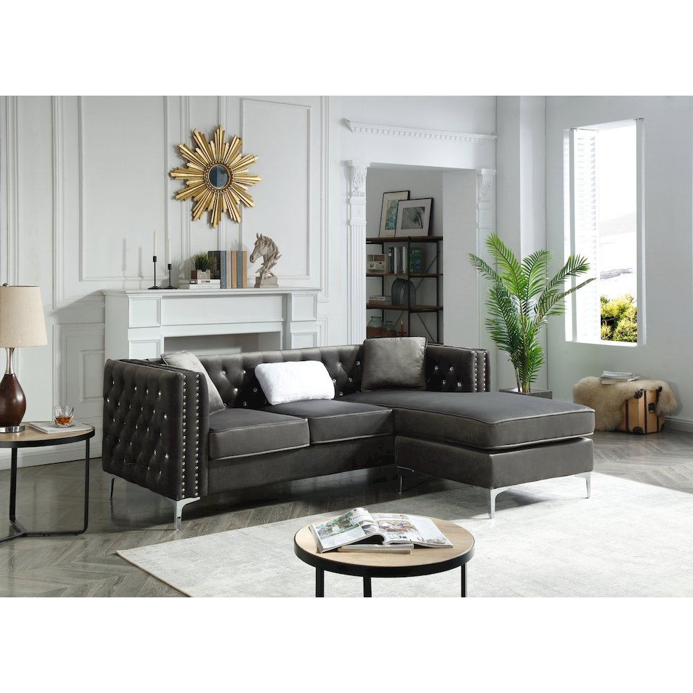 Glory Furniture Paige Sofa Chaise in Gray Color. Picture 6