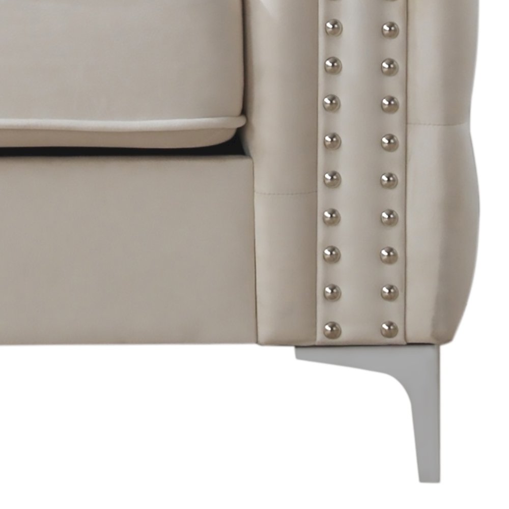 Glory Furniture Paige Loveseat in Ivory Color. Picture 6