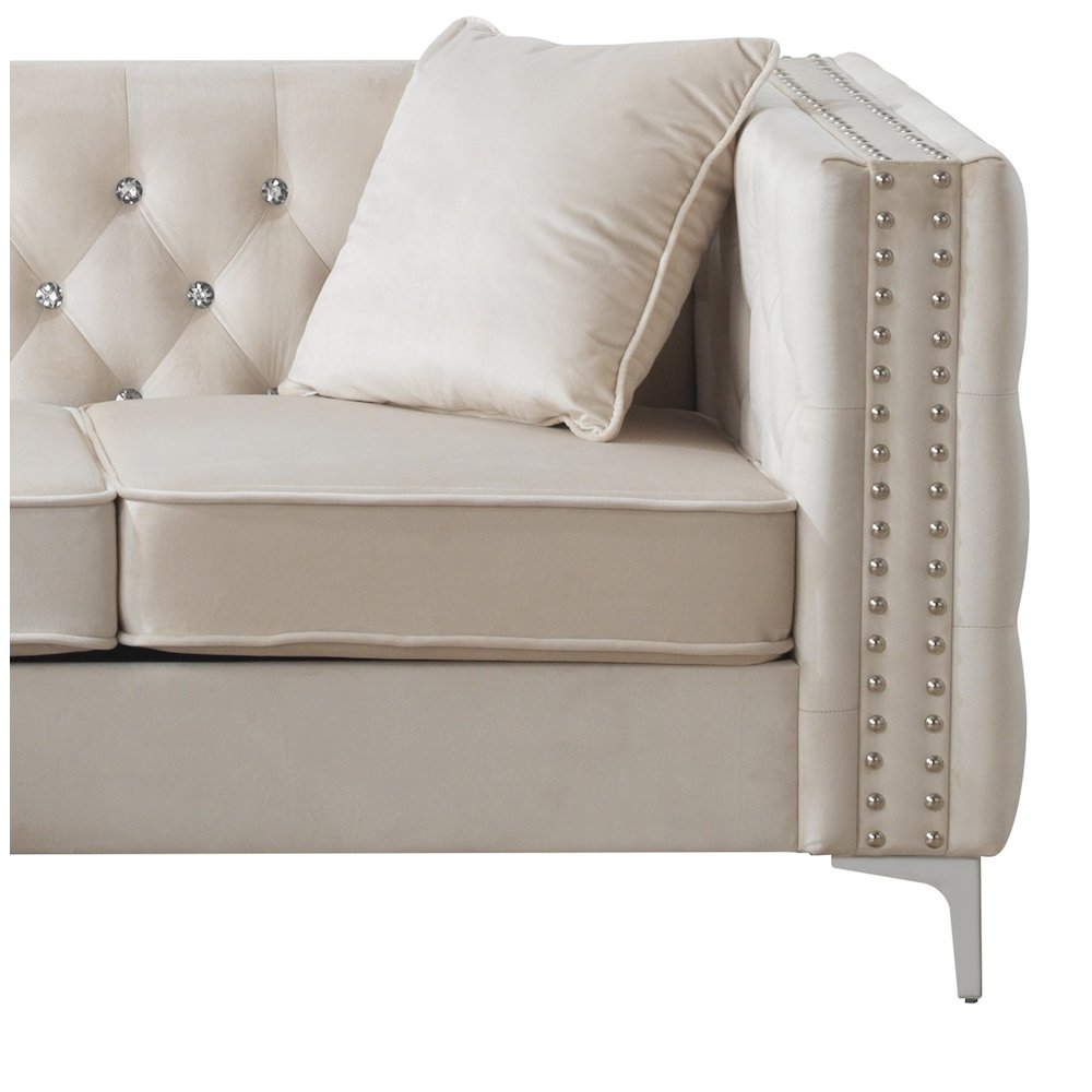 Glory Furniture Paige Sofa in Ivory Color. Picture 6