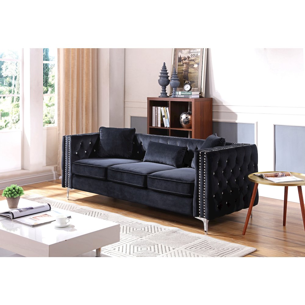 Glory Furniture Paige Sofa in Black Color. Picture 6