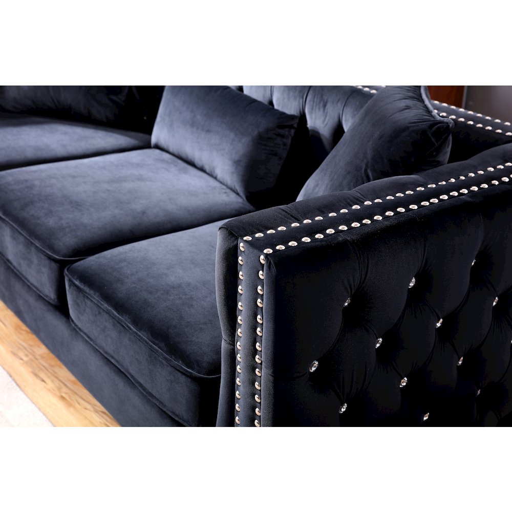 Glory Furniture Paige Sofa in Black Color. Picture 5