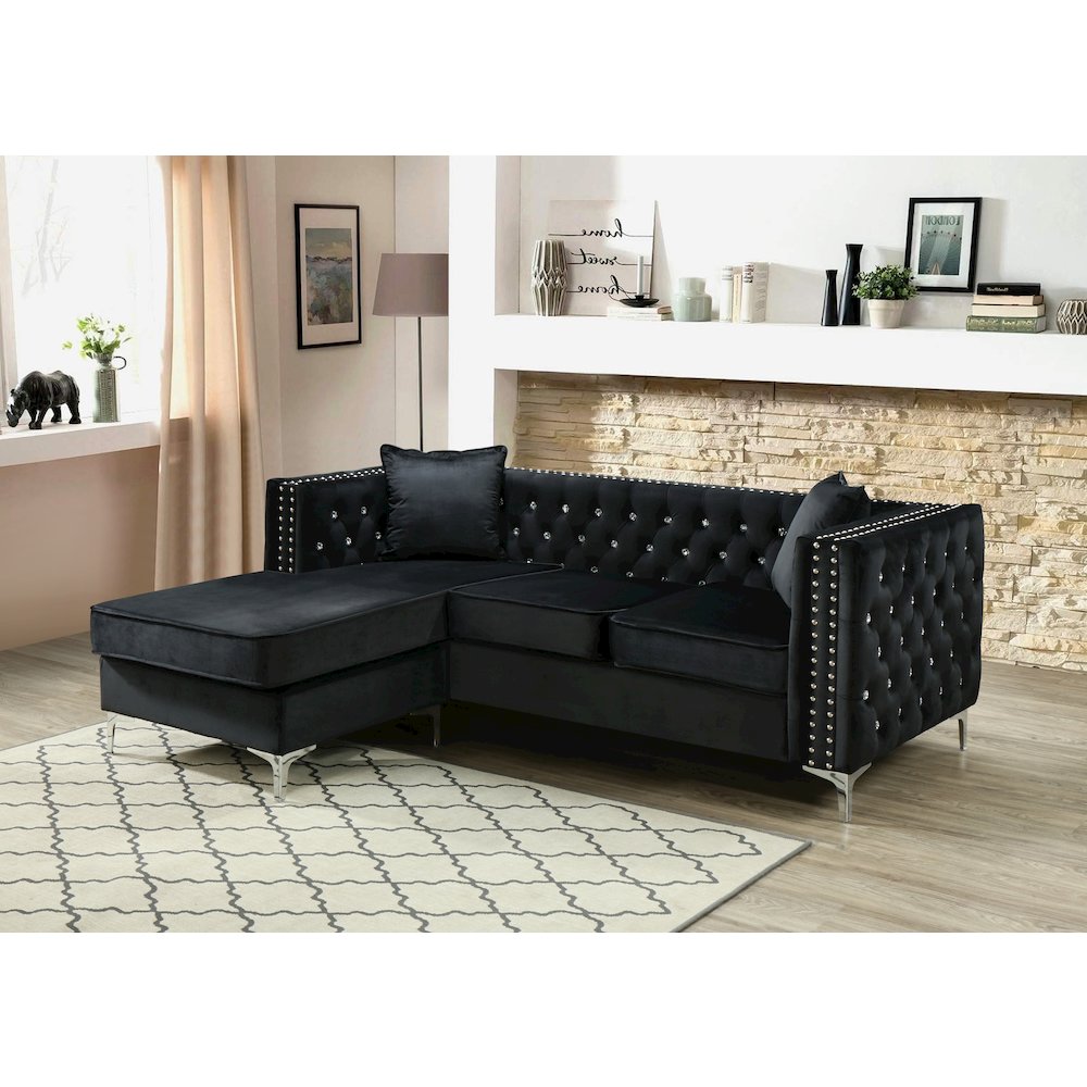 Glory Furniture Paige Sofa Chaise in Black Color. Picture 5