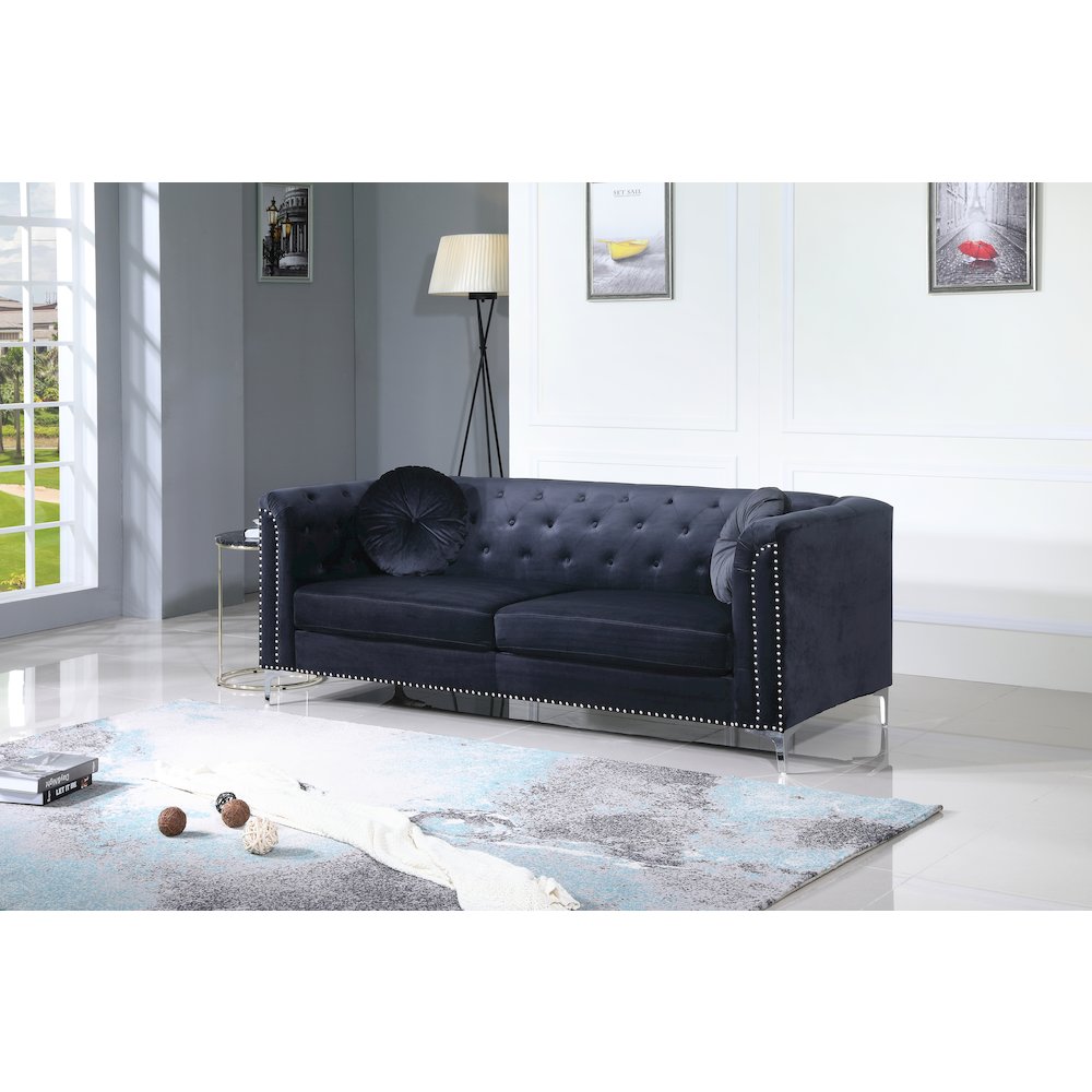 Glory Furniture Pompano Sofa in Black Color. Picture 7