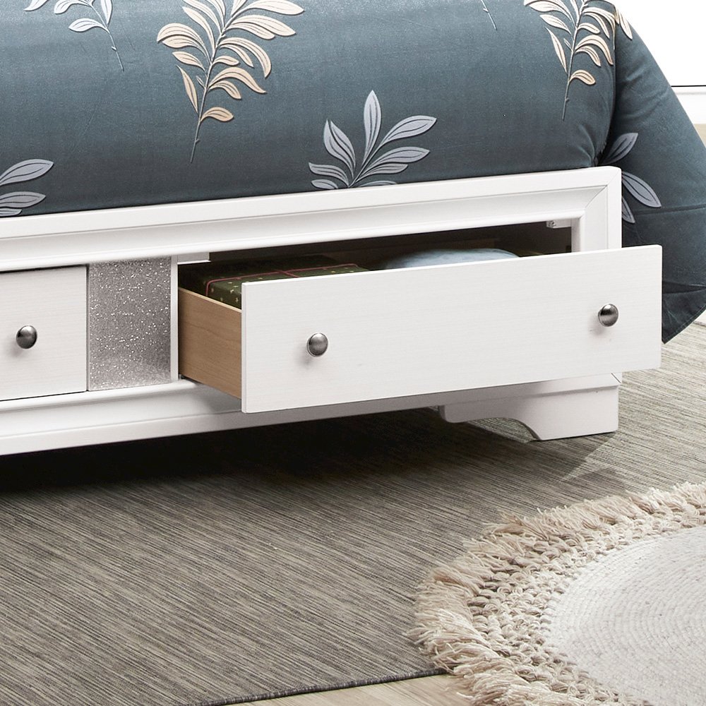 Glory Furniture Madrid Full Bed in  Color. Picture 2