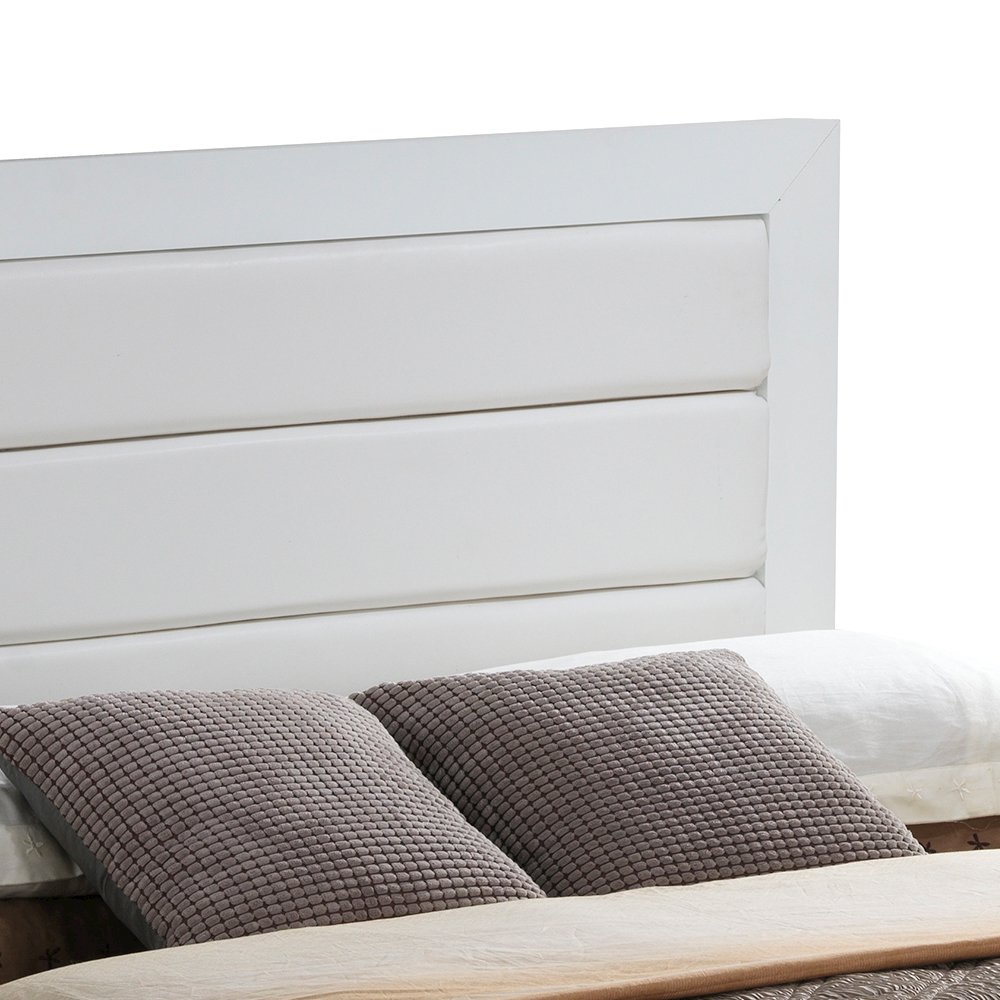 Glory Furniture Burlington King Bed in White Color. Picture 9