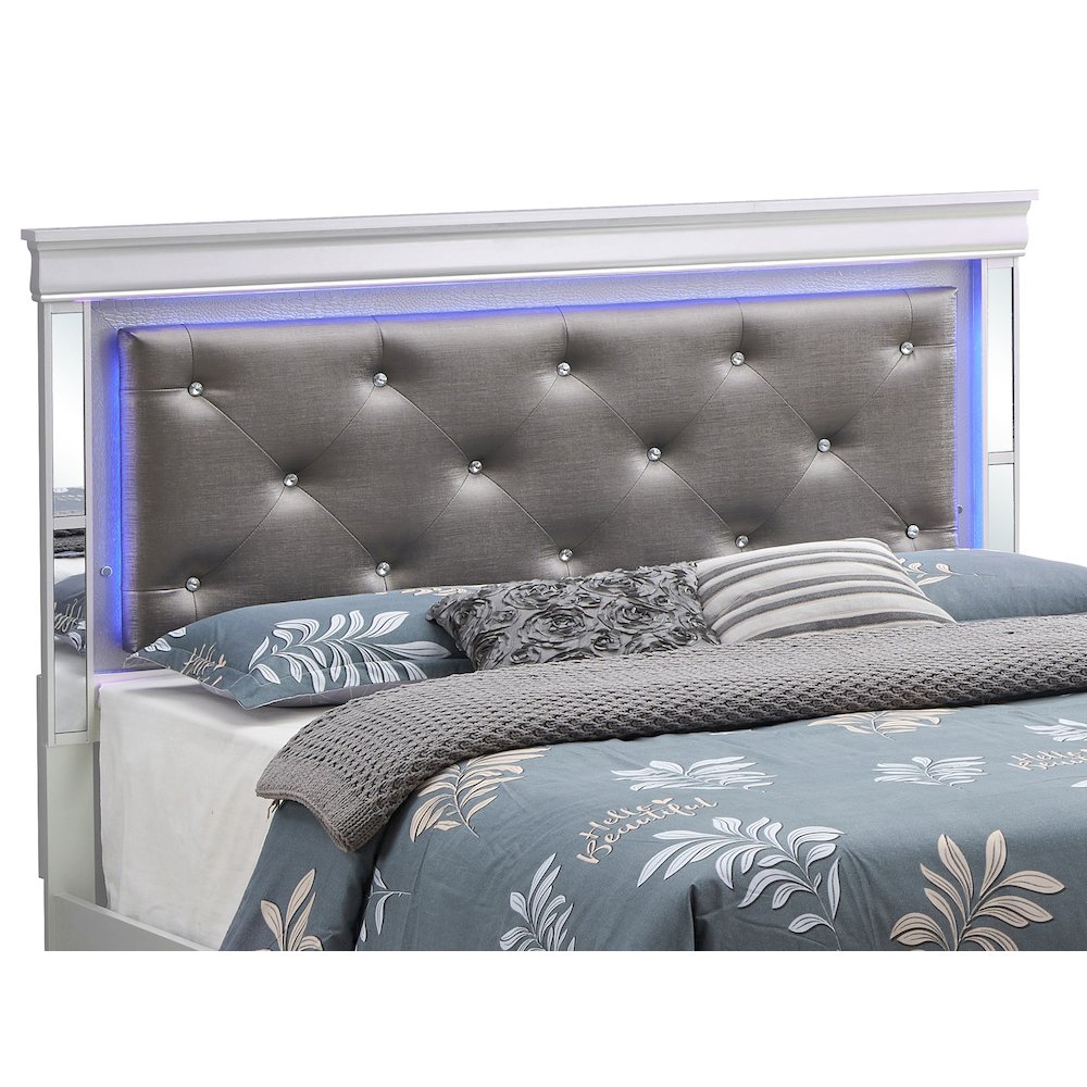 Glory Furniture Verona King Bed in Champagne Color. Picture 9