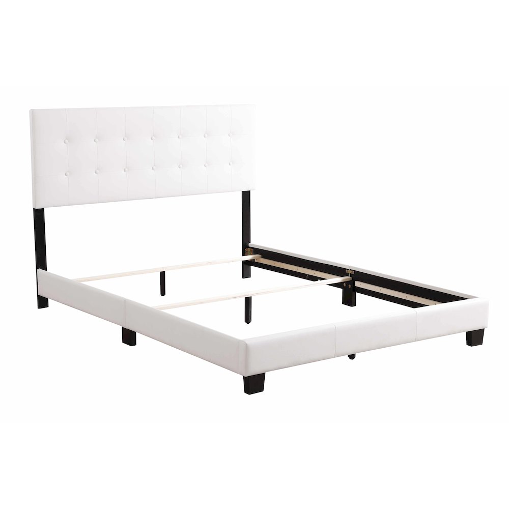 Glory Furniture Caldwell Full Bed in White Color. Picture 10