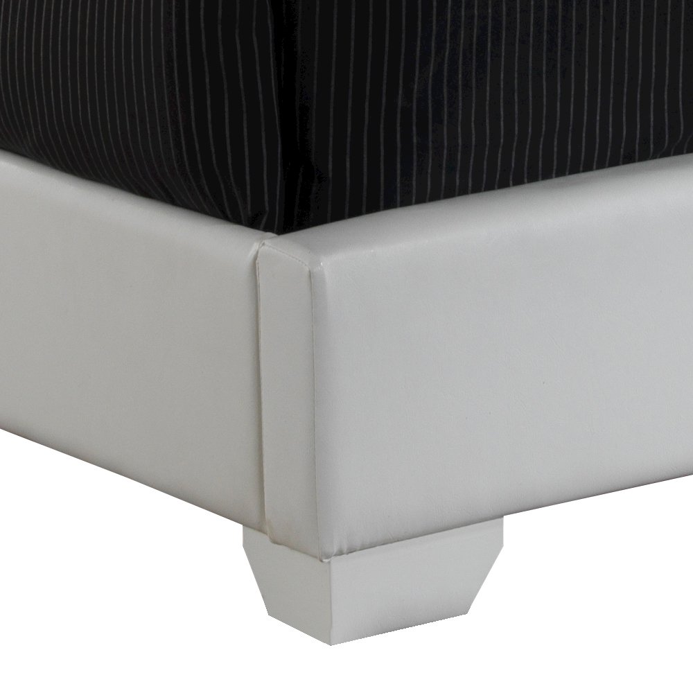 Glory Furniture Aaron King Bed in White Color. Picture 17