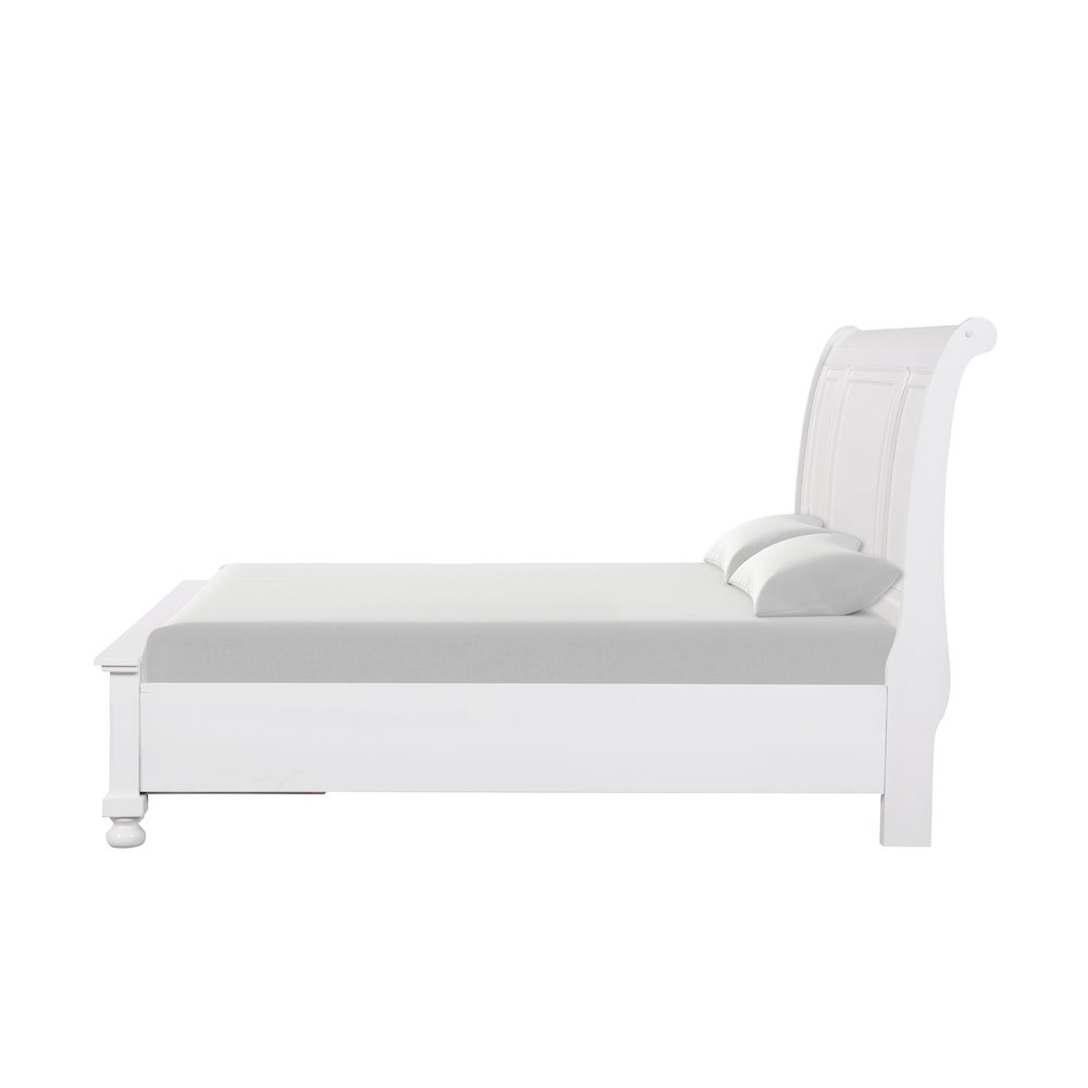 Glory Furniture Meade Queen Bed in White Color. Picture 8