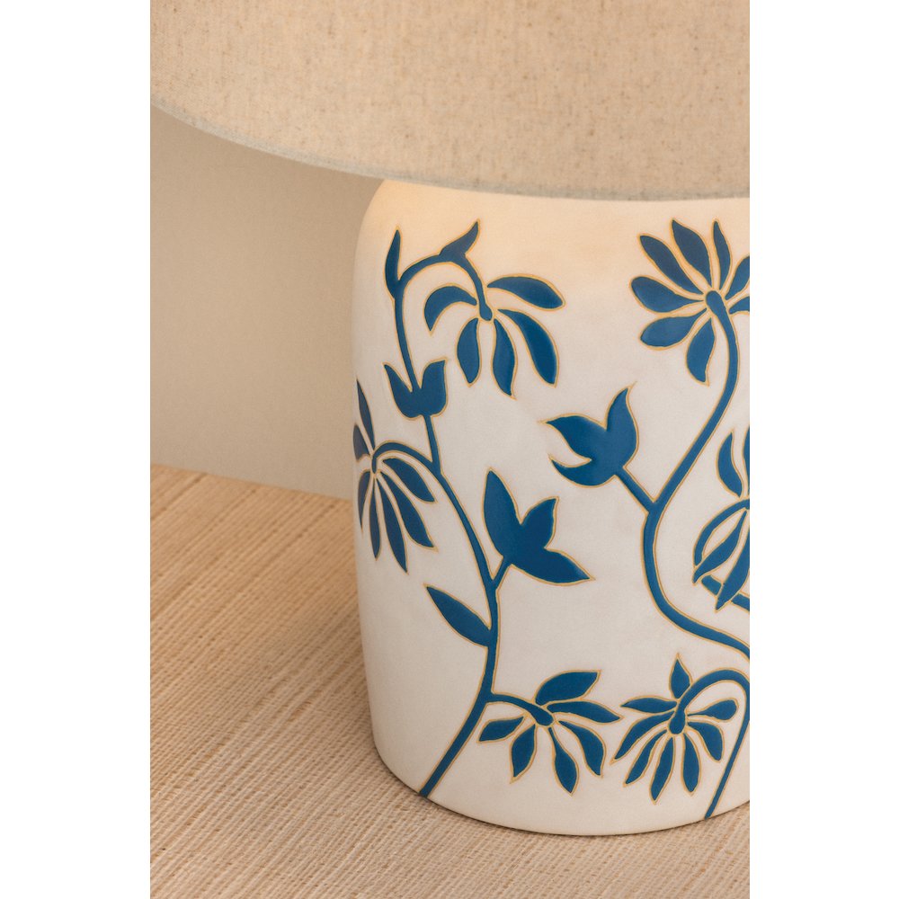 Yazmeen Table Lamp, Aged Brass. Picture 3
