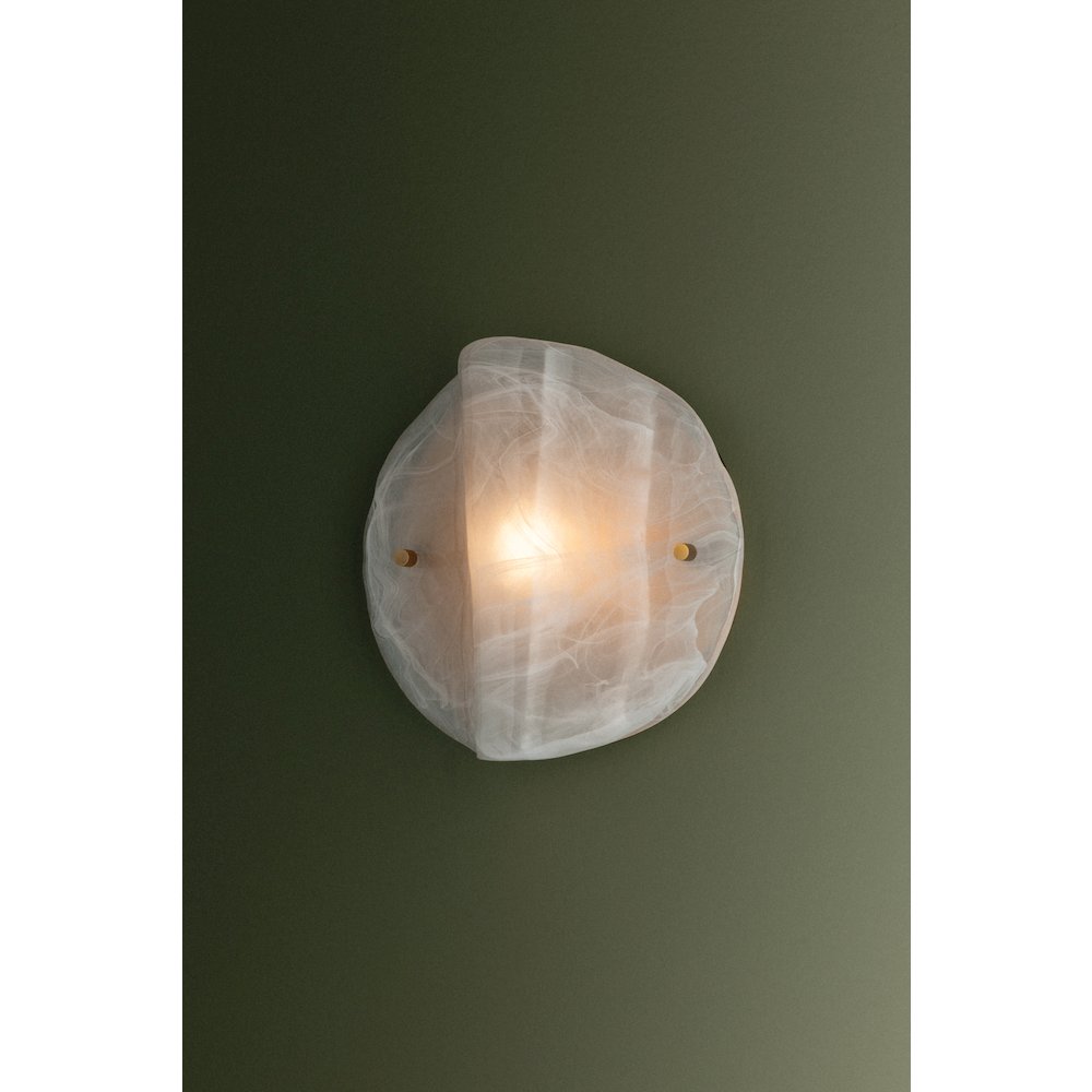 Dale Wall Sconce, Patina Brass. Picture 2