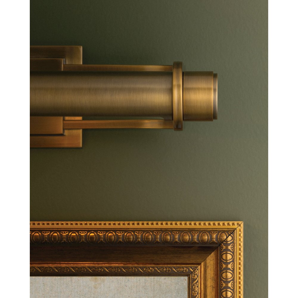 Caspian Picture Light, Patina Brass. Picture 4