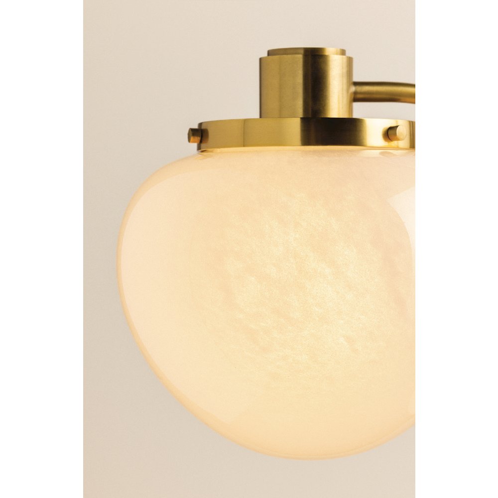 Kristen Chandelier, Aged Brass. Picture 4
