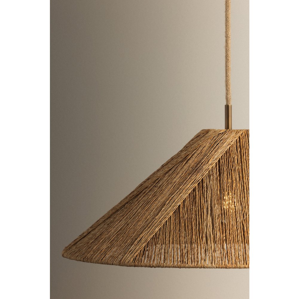 Ahrens Pendant, Patina Brass. Picture 4