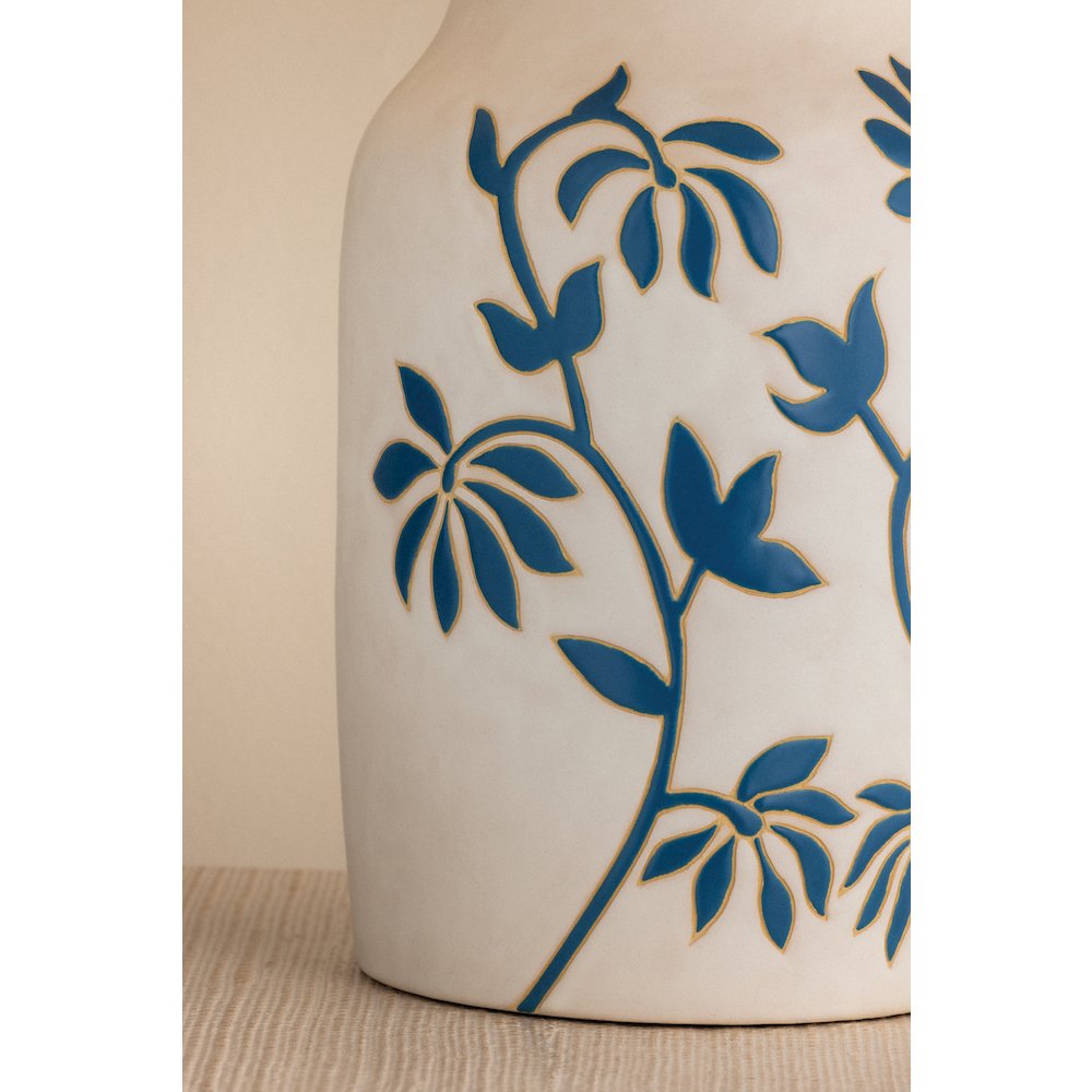 Yazmeen Table Lamp, Aged Brass. Picture 2