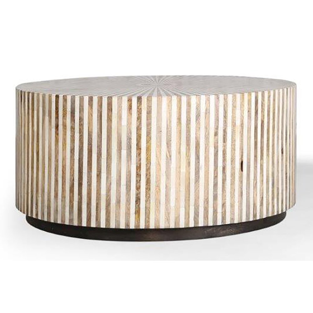 Downtown Cocktail Table with 2 End Tables. Picture 3