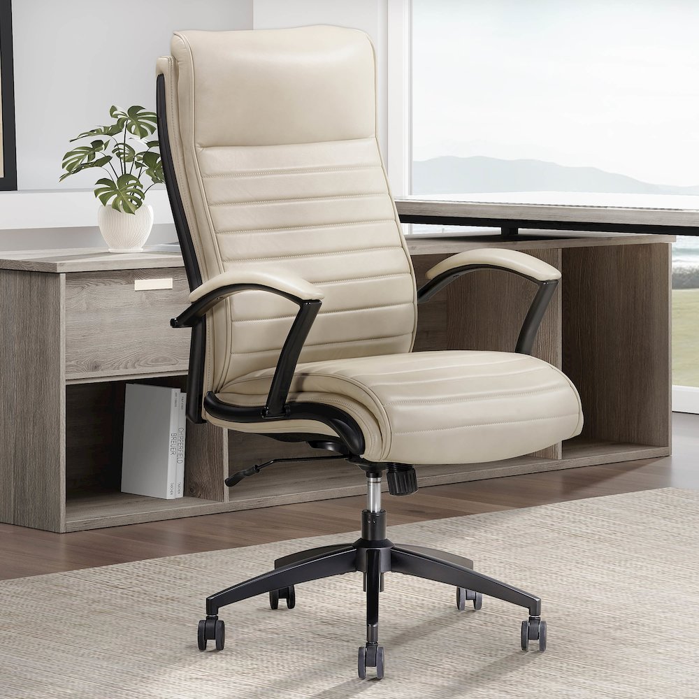 Leather Desk Chair. Picture 5