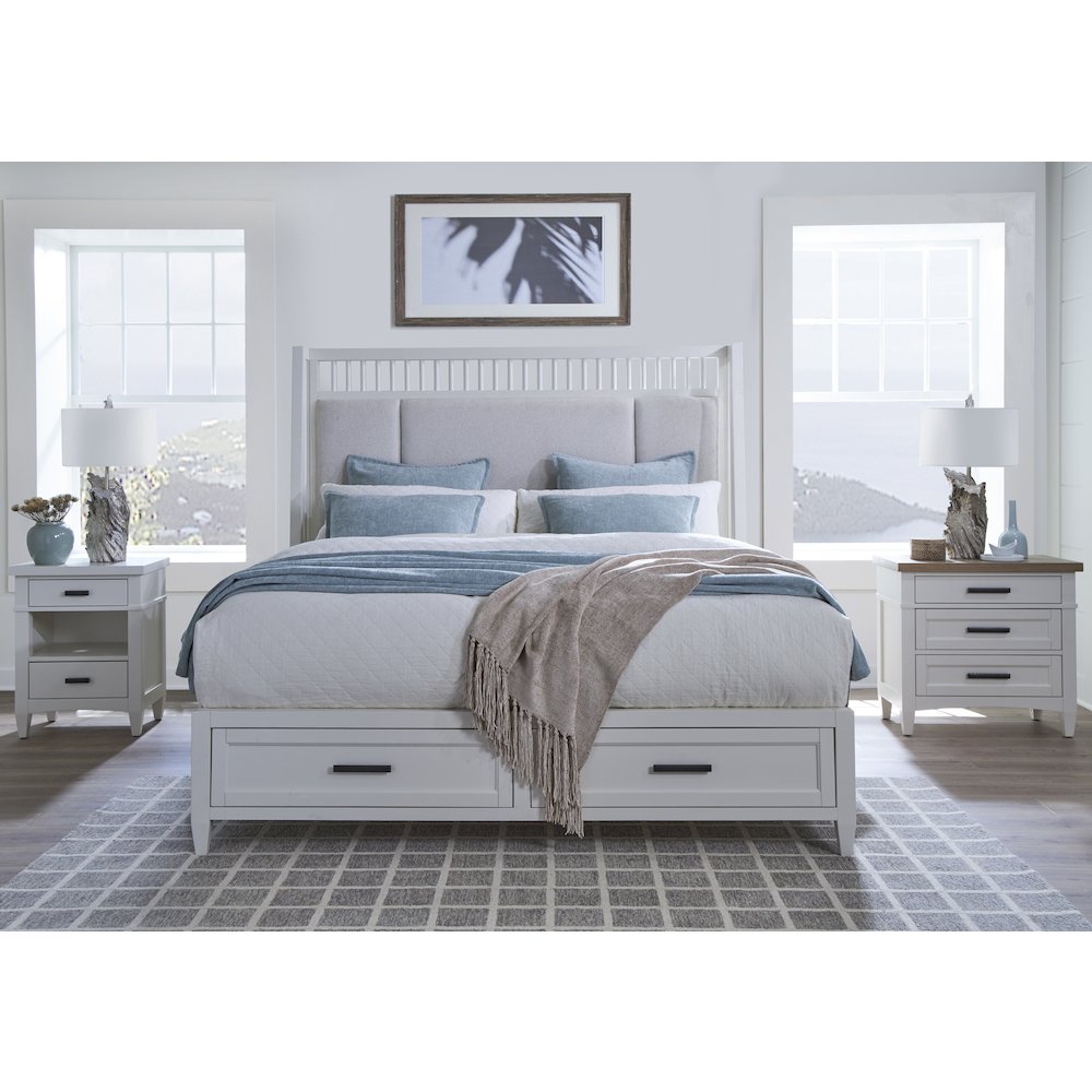 Modern Bedroom 3 Drawer Nightstand with Charging Station. Picture 10