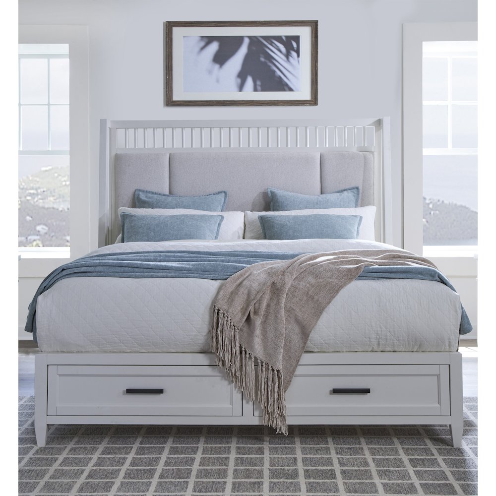 Modern Bedroom Queen Shelter Bed. Picture 7