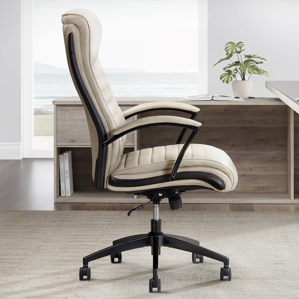 Leather Desk Chair. Picture 7