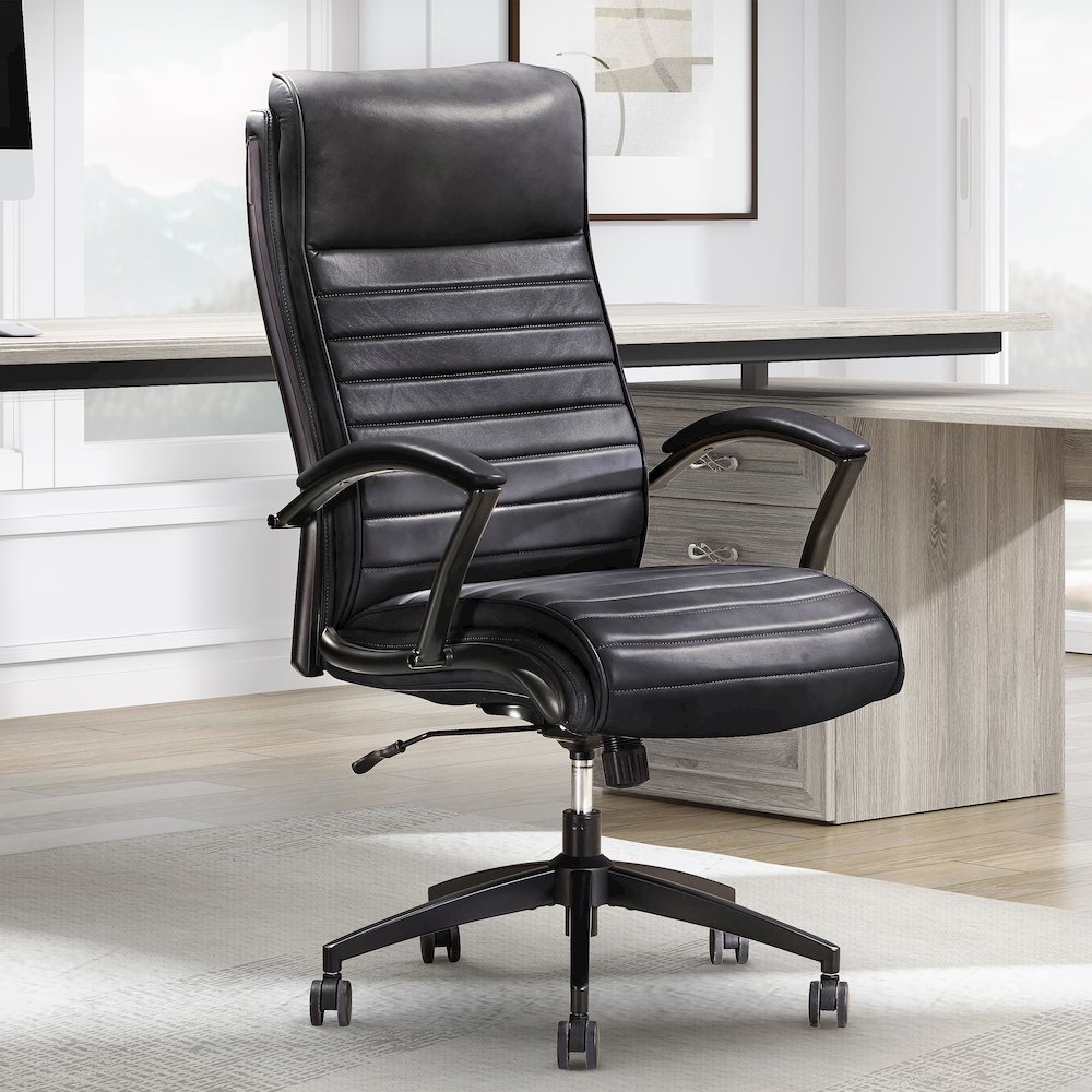 Leather Desk Chair. Picture 3