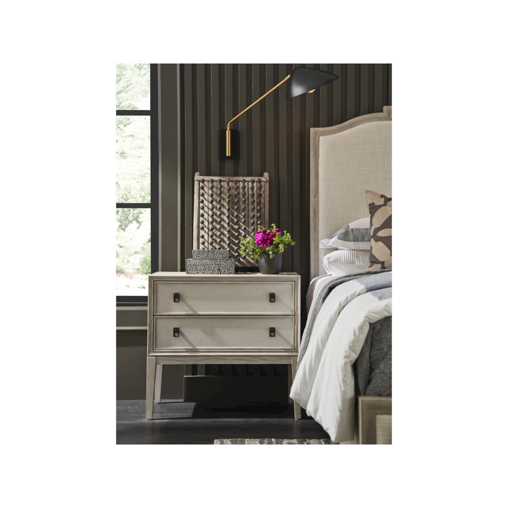 Panel Bed King In Rolling Fog Color. Picture 5