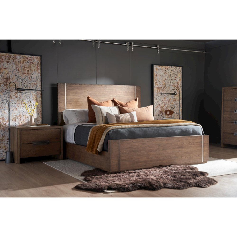 Koda Bed King In Medium Brown Oak Color. Picture 3