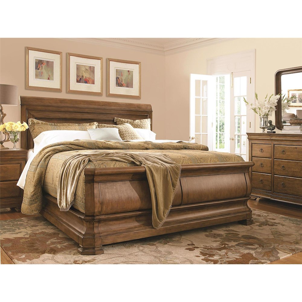 Louie P'S Sleigh Bed Complete Cal King 6/0 In Cognac Color. Picture 1