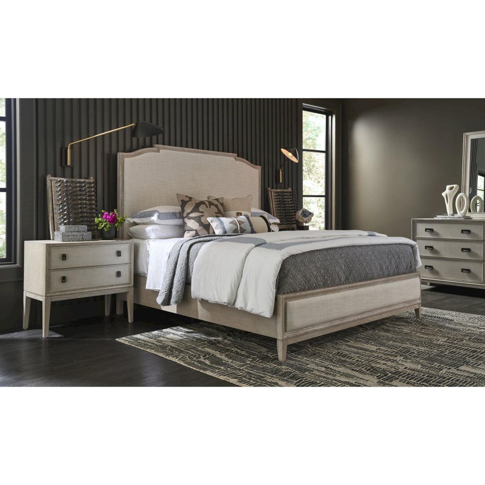 Panel Bed King In Rolling Fog Color. Picture 4