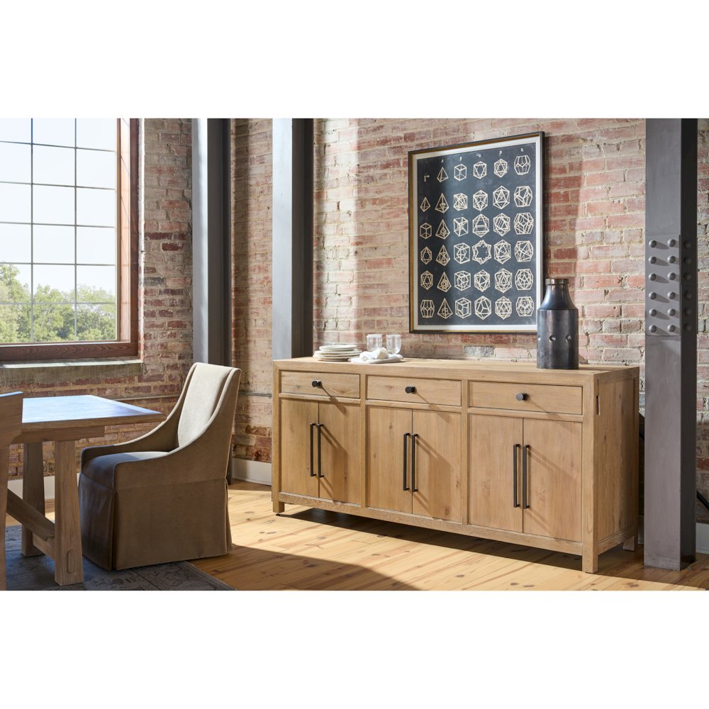 Canyon Credenza. Picture 4