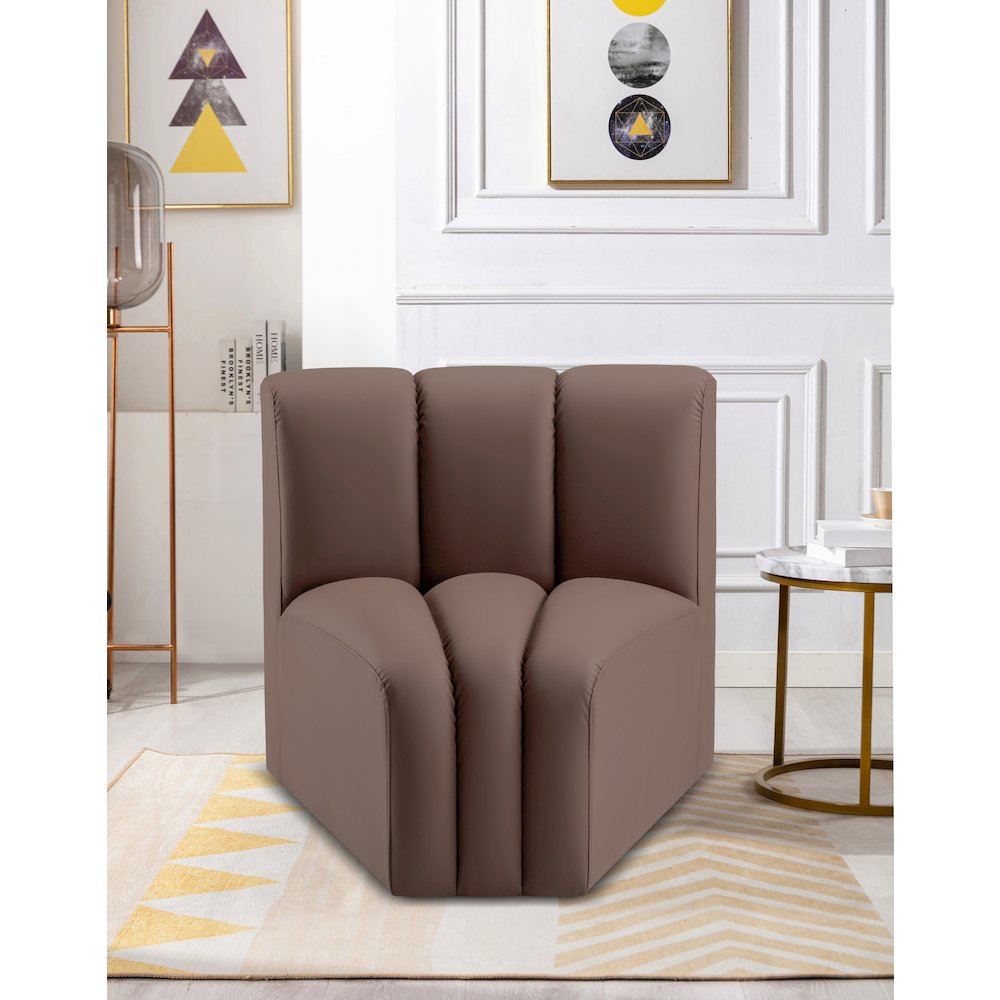 Arc Brown Vegan Leather Curved Corner. Picture 2