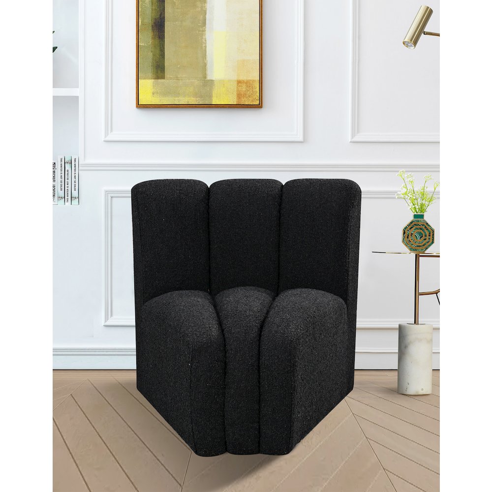 Arc Black Boucle Fabric Curved Corner. Picture 2