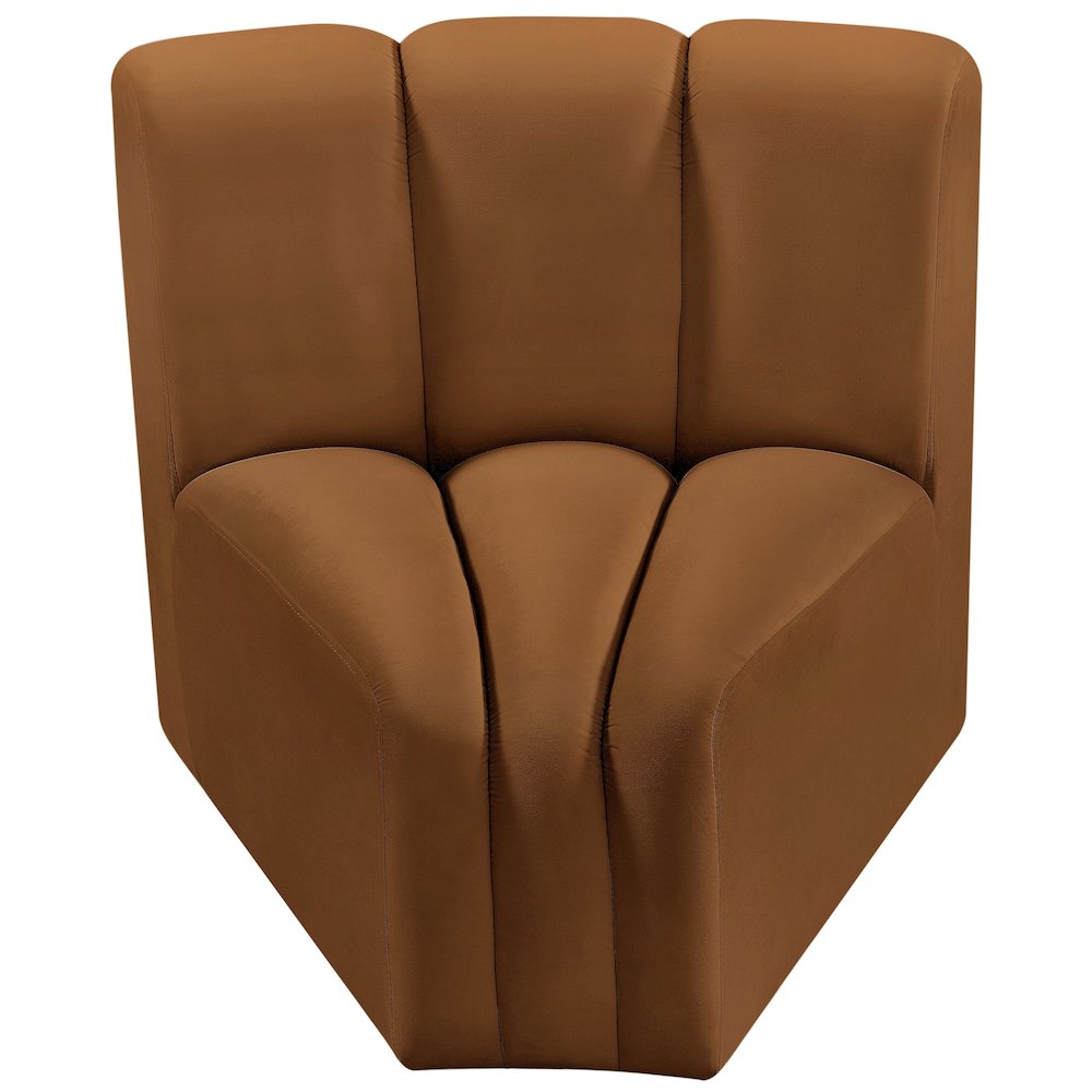 Arc Saddle Velvet Curved Corner. Picture 5