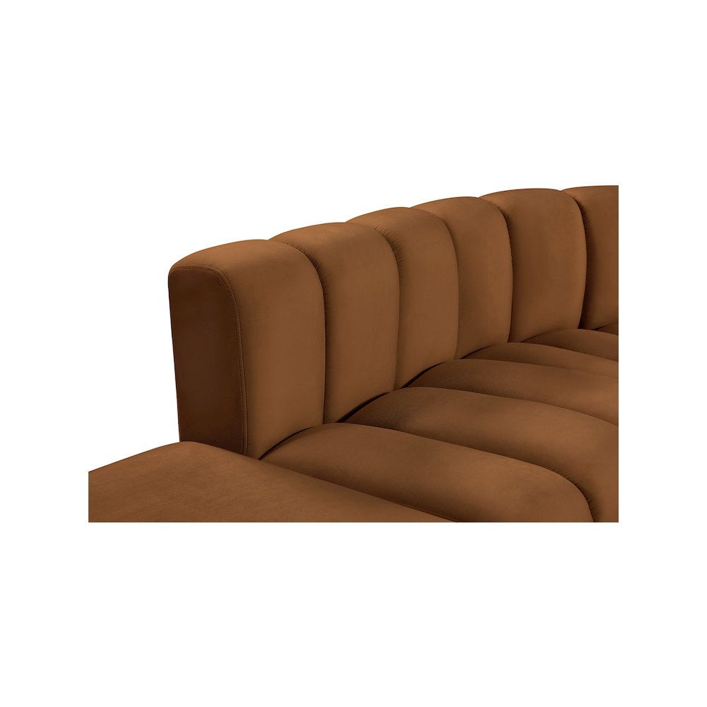 Arc Saddle Velvet Modular Sofa. Picture 14