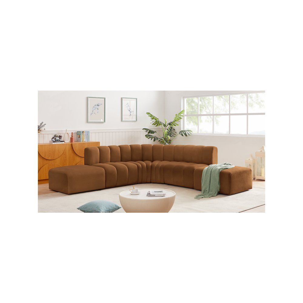 Arc Saddle Velvet Modular Sofa. Picture 2