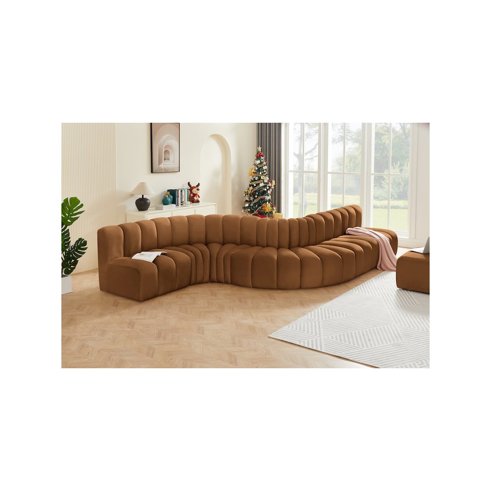 Arc Saddle Velvet Modular Sofa. Picture 2