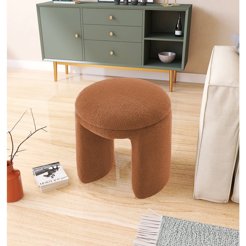 Bowen Saddle Faux Shearling Teddy Fabric Ottoman/Stool. Picture 2