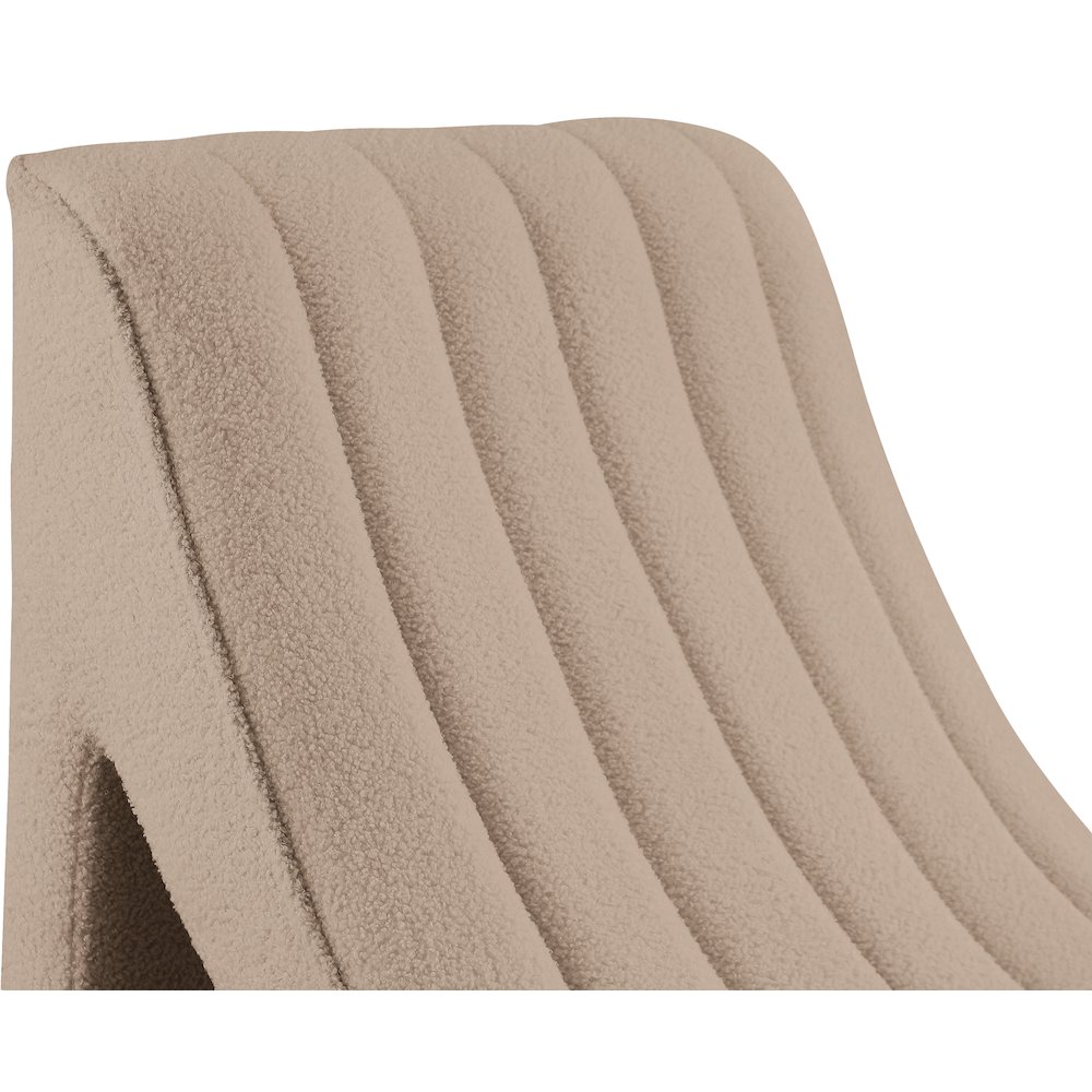 Orian Beige Teddy Fabric Chaise. Picture 7