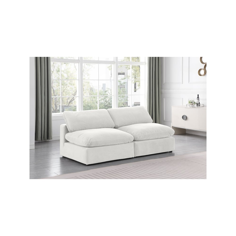 Comfy Cream Velvet Modular Sofa. Picture 2