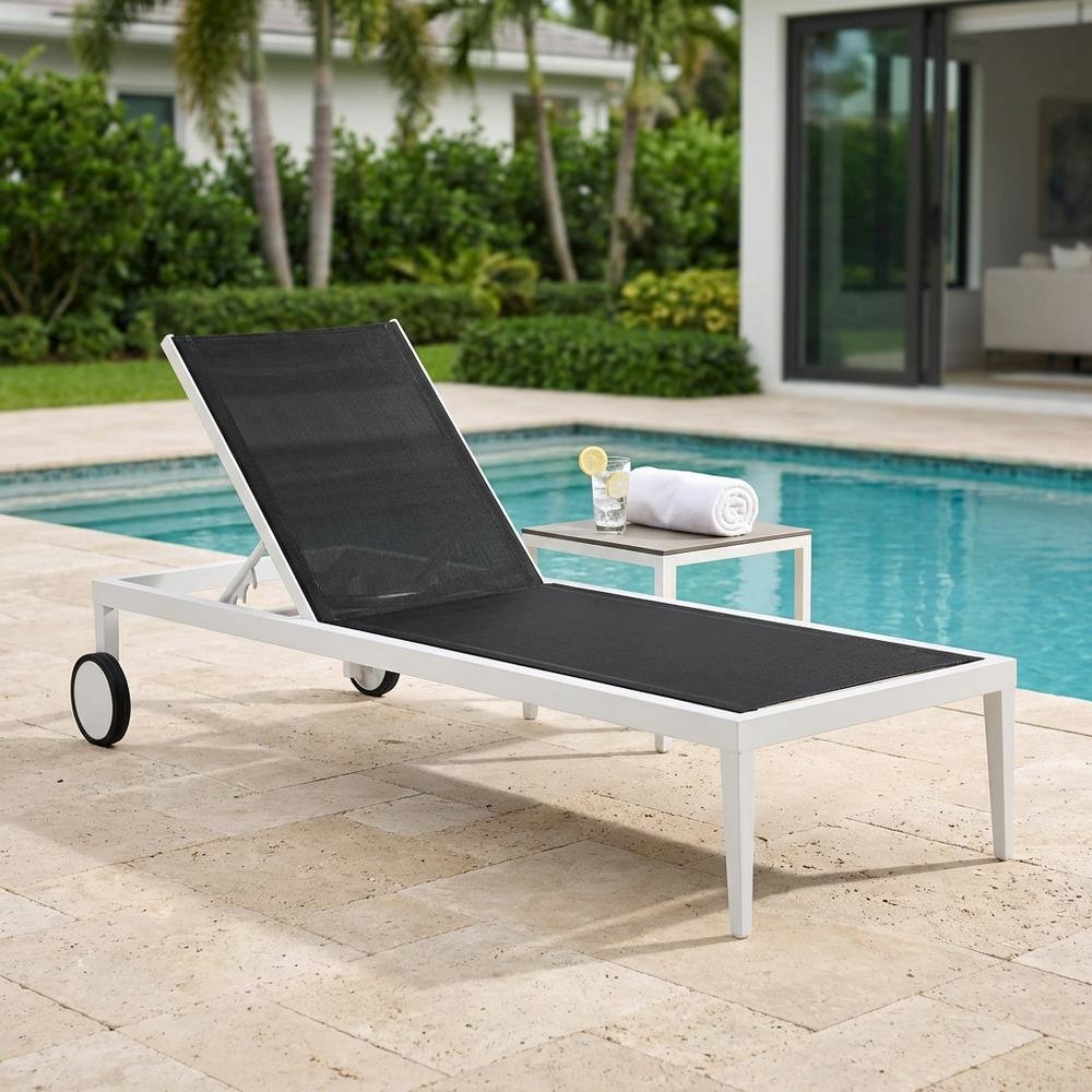 White Fabric Outdoor Lounge Chaise With Contemporary Style And Adjustable Back. Picture 3