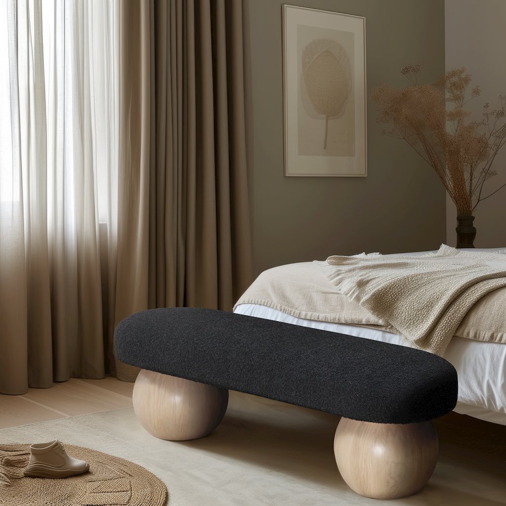 Bowie Black Bench. Picture 2