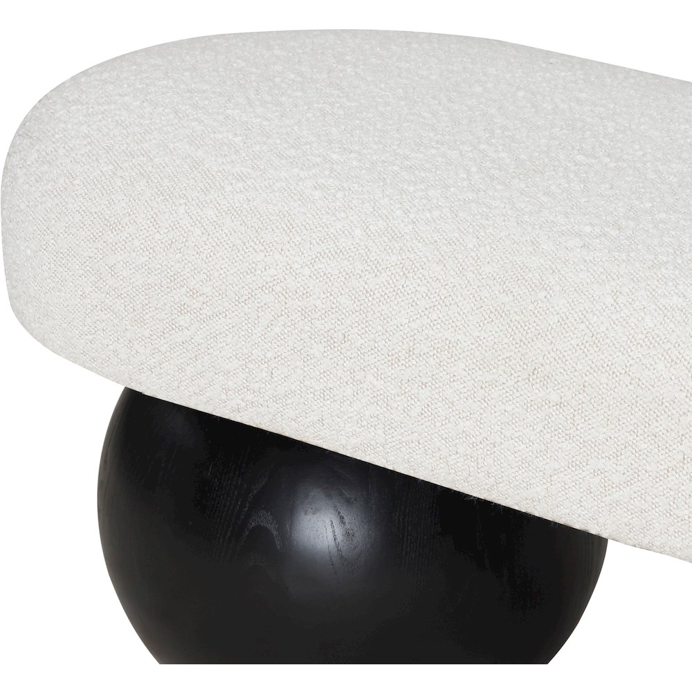 Bowie Cream Bench. Picture 6