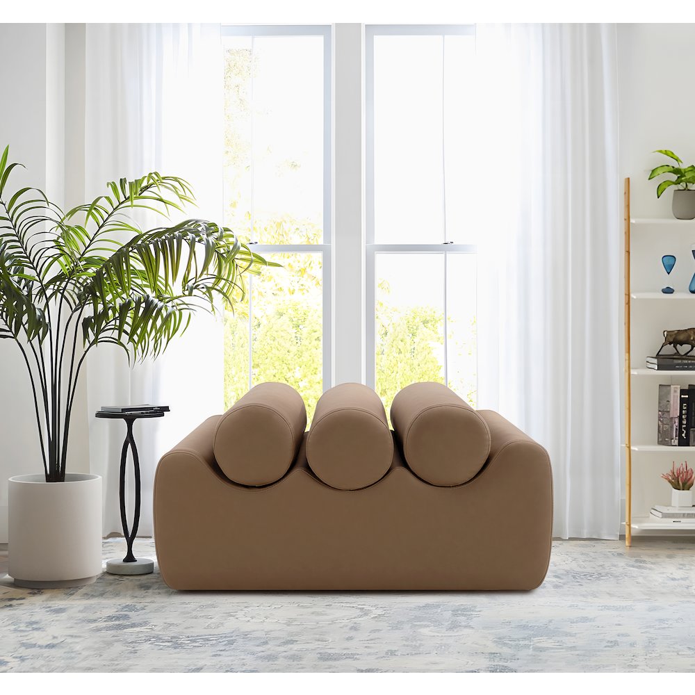 Rumble Brown Vegan Leather Bench. Picture 2