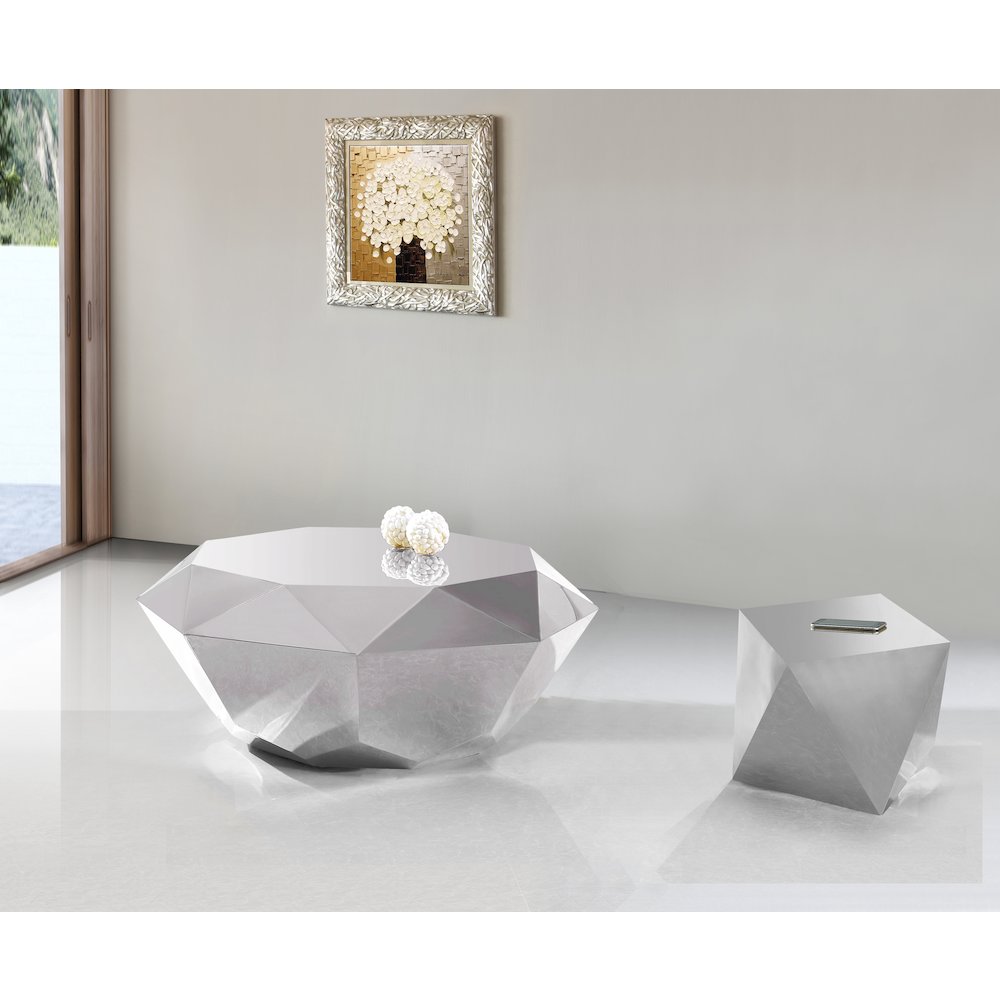 Gemma Silver End Table. Picture 4