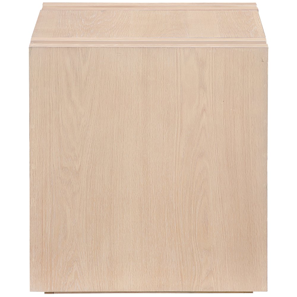 Stanton Natural Oak Veneer And Solid Wood End Table. Picture 8