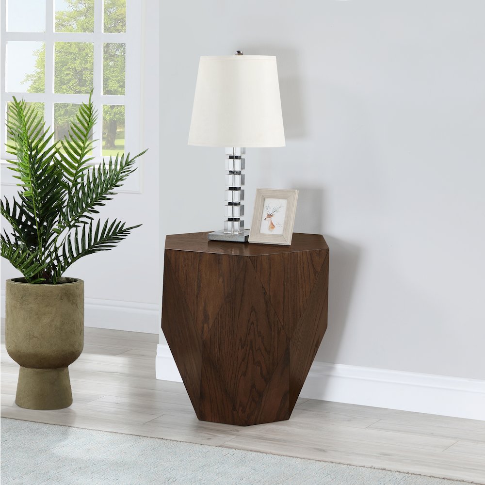 Diamante Brown End Table. Picture 2