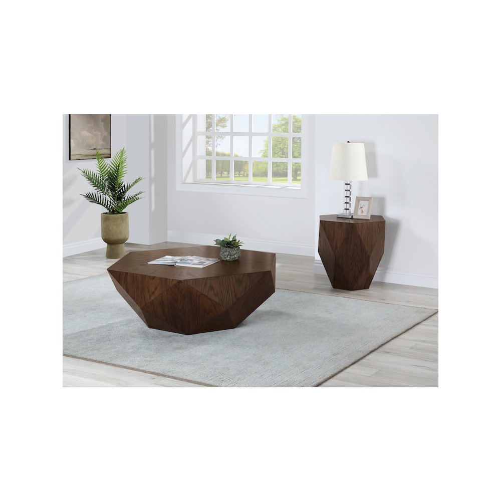 Diamante Brown End Table. Picture 6