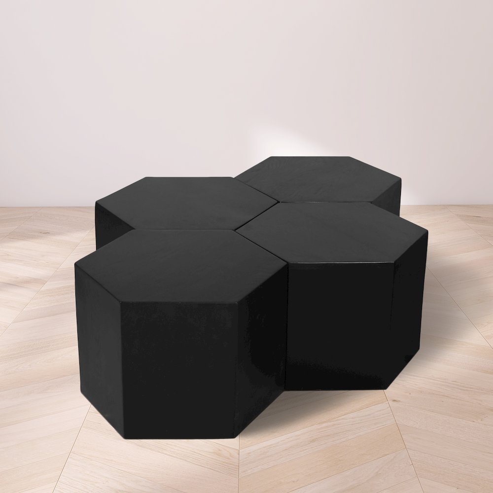 Eternal Black Coffee Table. Picture 2