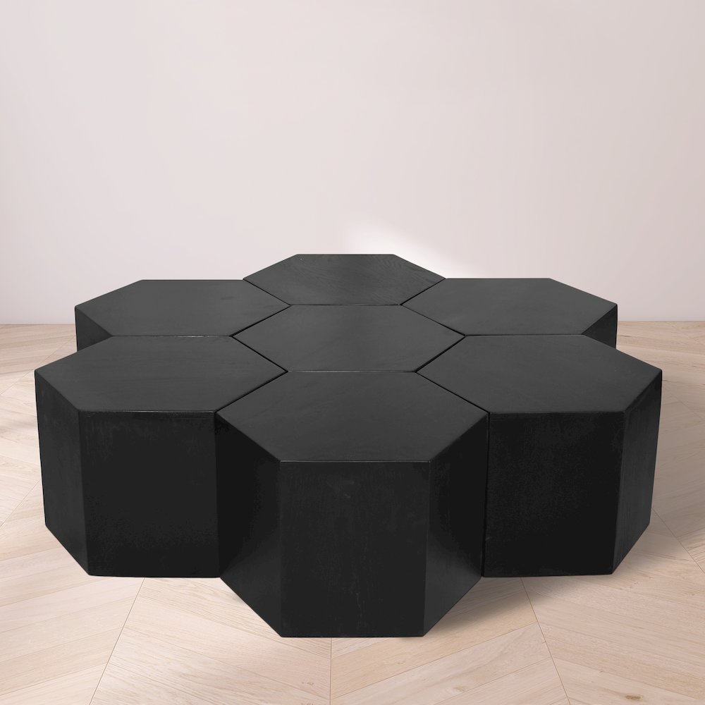 Eternal Black Coffee Table. Picture 2