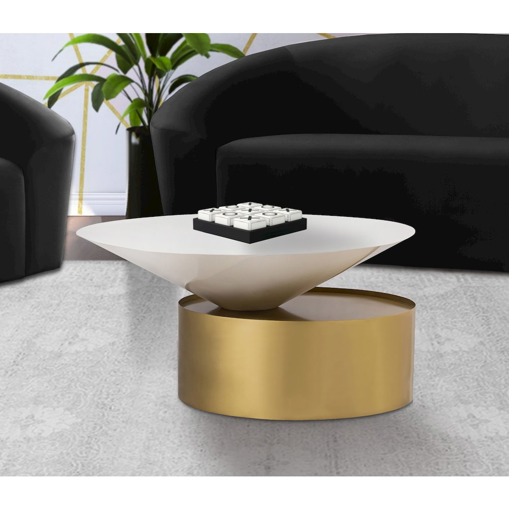 Damon White Coffee Table. Picture 2